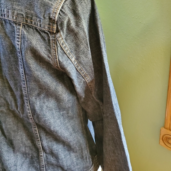 Christopher and Banks jean jacket. Small - Picture 4 of 7